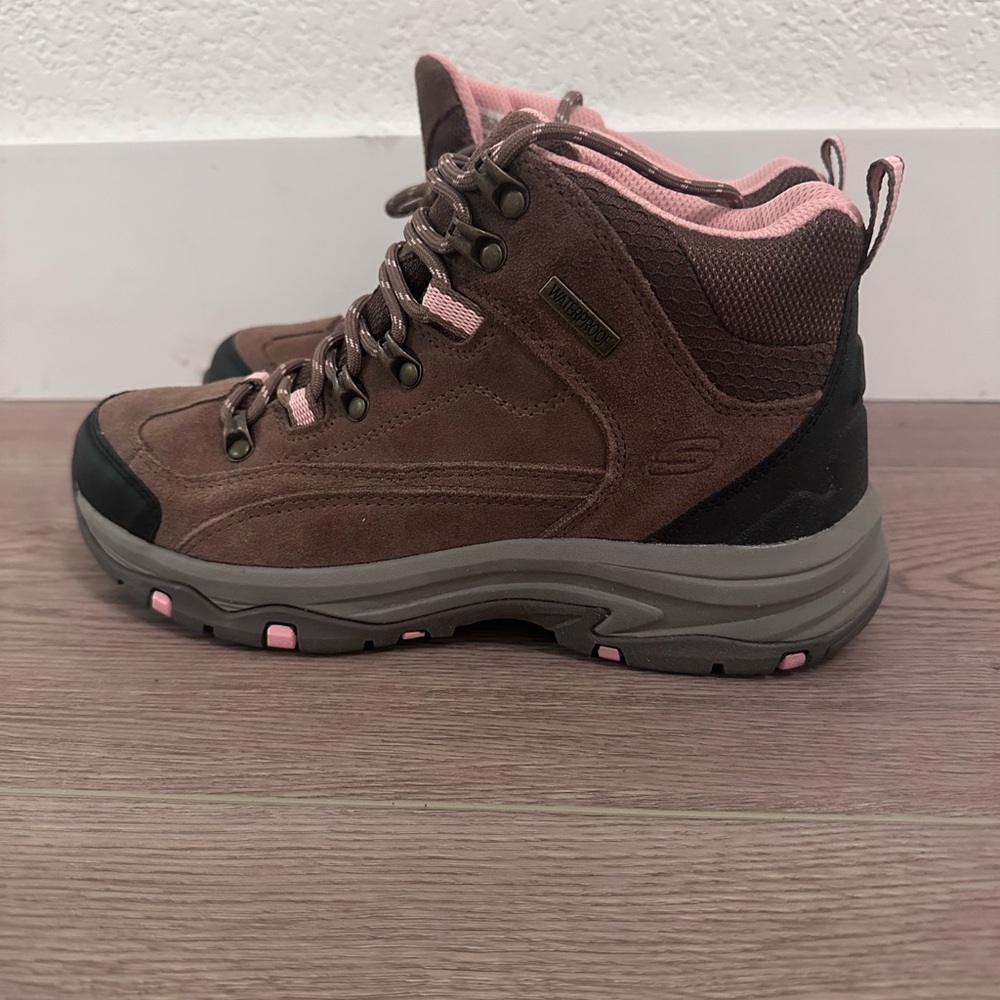 Skechers Women's Trego - Alpine Trail Hiking Boot, Brown/Tan, 7.5